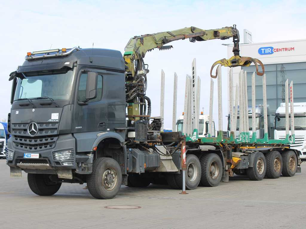 Mercedes-Benz Arocs 3351, 6x6, HYDRAULIC ARM LOGLIFT ET450, TYRES 80% - Sadulveok, Metsaveo poolhaagis: pilt 1 Mercedes-Benz Arocs 3351, 6x6, HYDRAULIC ARM LOGLIFT ET450, TYRES 80% - Sadulveok, Metsaveo poolhaagis: pilt 1