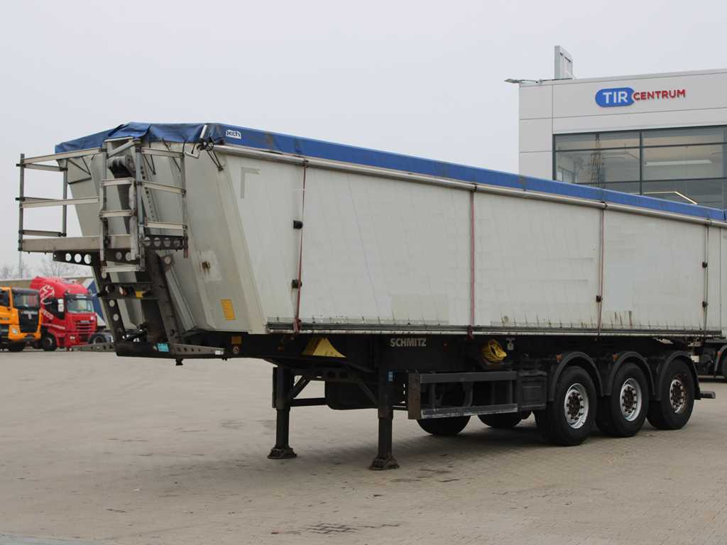 Schmitz SKI 24 SL 10.5, AXLES 9t, LIFTING AXLE, ALUMINUM BODY - Kallur-poolhaagis: pilt 1 Schmitz SKI 24 SL 10.5, AXLES 9t, LIFTING AXLE, ALUMINUM BODY - Kallur-poolhaagis: pilt 1