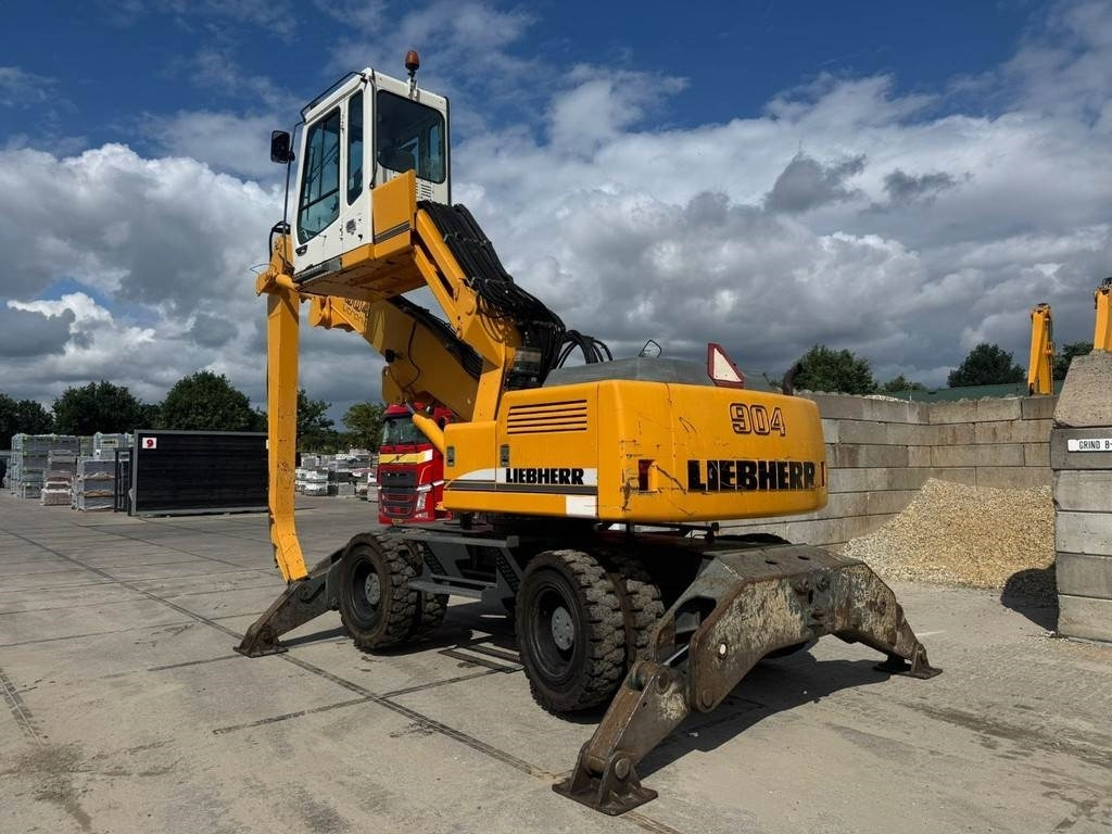 Liebherr A 904 - Jäätme-/ Tööstuslik käitleja: pilt 3 Liebherr A 904 - Jäätme-/ Tööstuslik käitleja: pilt 3