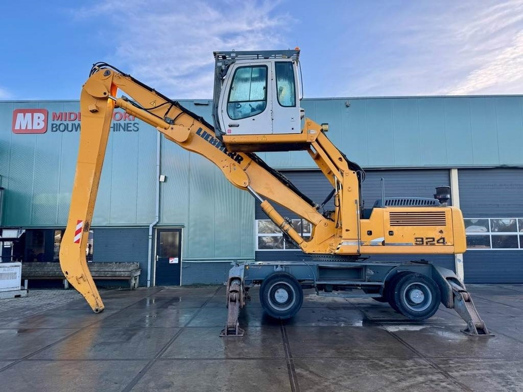 Liebherr A 924 C - Jäätme-/ Tööstuslik käitleja: pilt 1 Liebherr A 924 C - Jäätme-/ Tööstuslik käitleja: pilt 1