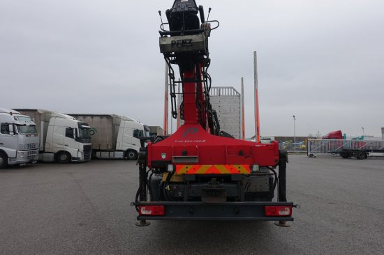 DAF FAT XF 510 mit Penz Ladekran 15Z8.70 inkl. Holzgreifer 6x4 - Metsaveok: pilt 5 DAF FAT XF 510 mit Penz Ladekran 15Z8.70 inkl. Holzgreifer 6x4 - Metsaveok: pilt 5