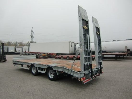 HUMBAUR HBTZ 217224 BS schräg Tandem-Tieflader Verzinkt, SAF-Achsen, - Madal platvorm järelhaagis: pilt 4 HUMBAUR HBTZ 217224 BS schräg Tandem-Tieflader Verzinkt, SAF-Achsen, - Madal platvorm järelhaagis: pilt 4