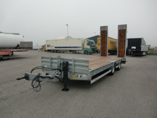 HUMBAUR HBTZ 217224 BS schräg Tandem-Tieflader Verzinkt, SAF-Achsen, - Madal platvorm järelhaagis: pilt 1 HUMBAUR HBTZ 217224 BS schräg Tandem-Tieflader Verzinkt, SAF-Achsen, - Madal platvorm järelhaagis: pilt 1