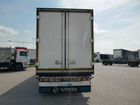 Krone Carrier Vector 1350, Liftachse - Isotermiline poolhaagis: pilt 5 Krone Carrier Vector 1350, Liftachse - Isotermiline poolhaagis: pilt 5