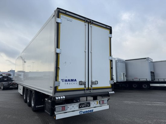 Krone Cool Liner, Thermo King SLX 300 , kleiner Schaden links hinten - Isotermiline poolhaagis: pilt 3 Krone Cool Liner, Thermo King SLX 300 , kleiner Schaden links hinten - Isotermiline poolhaagis: pilt 3