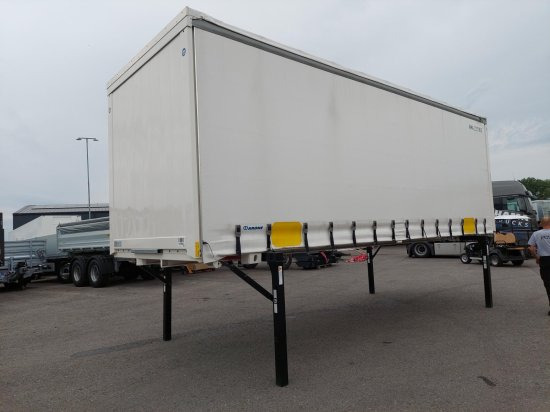 Krone Wechselpritsche 7,45 Meter , XL Zertifikat, mehrere Stück voranden - Kardinakülje vahetuskorpus: pilt 1 Krone Wechselpritsche 7,45 Meter , XL Zertifikat, mehrere Stück voranden - Kardinakülje vahetuskorpus: pilt 1