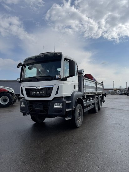 MAN TGS 26.430 6x4 3-Seitenkipper, HMF 2020K-RC Heckkran abnehmbar, - Kallurauto, Kraanaga veoauto: pilt 1 MAN TGS 26.430 6x4 3-Seitenkipper, HMF 2020K-RC Heckkran abnehmbar, - Kallurauto, Kraanaga veoauto: pilt 1