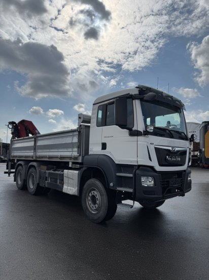 MAN TGS 26.430 6x4 3-Seitenkipper, HMF 2020K-RC Heckkran abnehmbar, - Kallurauto, Kraanaga veoauto: pilt 3 MAN TGS 26.430 6x4 3-Seitenkipper, HMF 2020K-RC Heckkran abnehmbar, - Kallurauto, Kraanaga veoauto: pilt 3