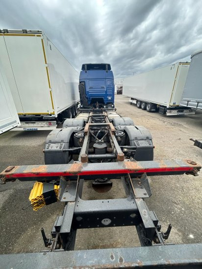 MAN TGX 26.440 XLX 6x2 Liftachse, Euro 6, Motorschaden - Konteinerveduk/ Tõstukiga veoauto: pilt 3 MAN TGX 26.440 XLX 6x2 Liftachse, Euro 6, Motorschaden - Konteinerveduk/ Tõstukiga veoauto: pilt 3