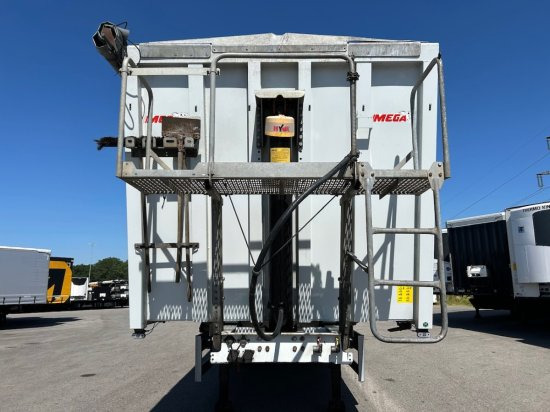 MEGA Light Alu-Kippmulde 55m³, Kombiklappe, SAF-Achsen, 1-A Liftachse, Rollplane - Kallur-poolhaagis: pilt 2 MEGA Light Alu-Kippmulde 55m³, Kombiklappe, SAF-Achsen, 1-A Liftachse, Rollplane - Kallur-poolhaagis: pilt 2