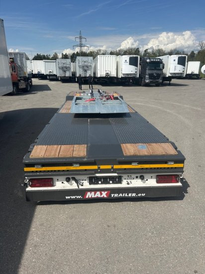 Maxtrailer 600 Tieflader 3-achs Luftgefedert, Elektroaggregat für Rampen - Madal platvorm järelhaagis: pilt 3 Maxtrailer 600 Tieflader 3-achs Luftgefedert, Elektroaggregat für Rampen - Madal platvorm järelhaagis: pilt 3