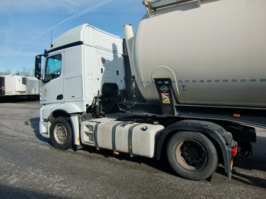 Mercedes-Benz Actros 1845, MP4 - Sadulveok: pilt 5 Mercedes-Benz Actros 1845, MP4 - Sadulveok: pilt 5