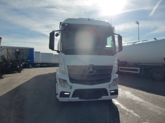 Mercedes-Benz Actros 1845, MP4 - Sadulveok: pilt 2 Mercedes-Benz Actros 1845, MP4 - Sadulveok: pilt 2