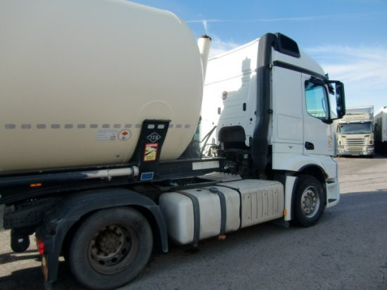 Mercedes-Benz Actros 1845, MP4 - Sadulveok: pilt 4 Mercedes-Benz Actros 1845, MP4 - Sadulveok: pilt 4