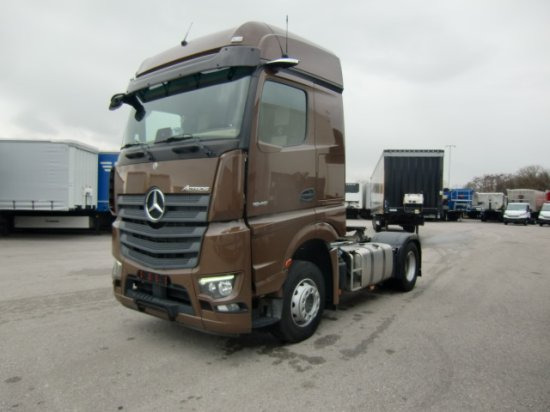 Mercedes-Benz Actros 1848 Gigaspace, Retarder, Standklima Retarder, Mirrow Cam, mehrere Einheiten - Sadulveok: pilt 3 Mercedes-Benz Actros 1848 Gigaspace, Retarder, Standklima Retarder, Mirrow Cam, mehrere Einheiten - Sadulveok: pilt 3