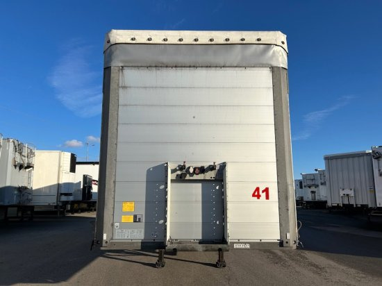 Schmitz SCB, Getränkeauflieger, Liftachse, Palettenkasten, XL-Zertifkat - Tentpoolhaagis: pilt 2 Schmitz SCB, Getränkeauflieger, Liftachse, Palettenkasten, XL-Zertifkat - Tentpoolhaagis: pilt 2