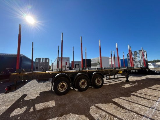 Schwarzmüller Holzauflieger, 8 Rungenpaare, SAF-Achsen, Liftachse - Metsaveo poolhaagis: pilt 4 Schwarzmüller Holzauflieger, 8 Rungenpaare, SAF-Achsen, Liftachse - Metsaveo poolhaagis: pilt 4