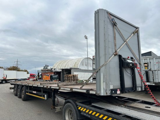 Schwarzmüller Plateau-Auflieger J Serie - Platvorm/ Madelpoolhaagis: pilt 2 Schwarzmüller Plateau-Auflieger J Serie - Platvorm/ Madelpoolhaagis: pilt 2