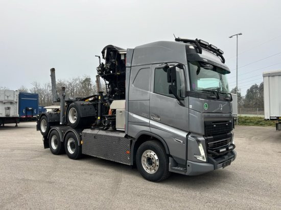 Volvo FH 16 650 6x4 Langholzzug + Doll M2K-9L Nachläufer mit Palfinger Epsilon S260C96, I-Shift, Retarder, - Metsaveok, Kraanaga veoauto: pilt 3 Volvo FH 16 650 6x4 Langholzzug + Doll M2K-9L Nachläufer mit Palfinger Epsilon S260C96, I-Shift, Retarder, - Metsaveok, Kraanaga veoauto: pilt 3