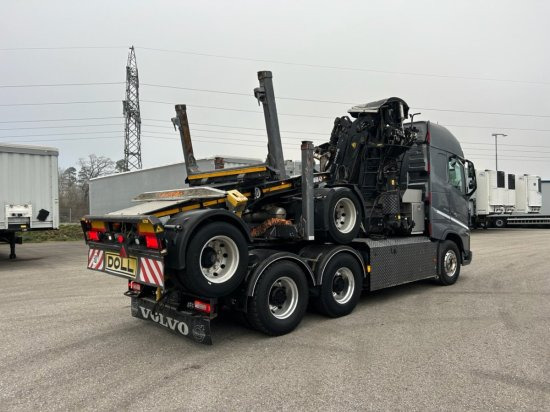 Volvo FH 16 650 6x4 Langholzzug + Doll M2K-9L Nachläufer mit Palfinger Epsilon S260C96, I-Shift, Retarder, - Metsaveok, Kraanaga veoauto: pilt 5 Volvo FH 16 650 6x4 Langholzzug + Doll M2K-9L Nachläufer mit Palfinger Epsilon S260C96, I-Shift, Retarder, - Metsaveok, Kraanaga veoauto: pilt 5