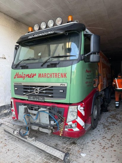 Volvo Roto Hochdruck Kehrmaschine 300 Bar, Beam A/S ,Voll Funktionstüchtig - Tänavapühkimismasin: pilt 2 Volvo Roto Hochdruck Kehrmaschine 300 Bar, Beam A/S ,Voll Funktionstüchtig - Tänavapühkimismasin: pilt 2