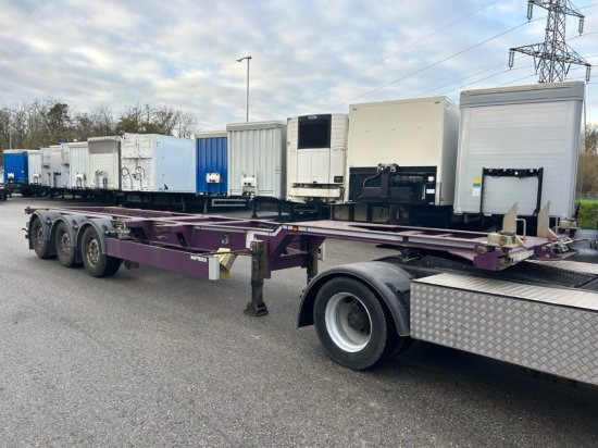 Web Trailer LPRS24 Heckschieber 1x20 ft 2x20 ft 1x40 ft - Konteinerveduk/ Tõstukiga poolhaagis: pilt 3 Web Trailer LPRS24 Heckschieber 1x20 ft 2x20 ft 1x40 ft - Konteinerveduk/ Tõstukiga poolhaagis: pilt 3
