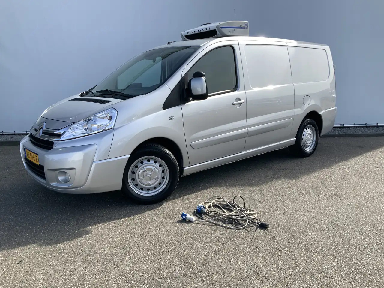 Citroen Jumpy 2.0 HDI L2H1 Koelauto werkt 100% Dag & Nacht Airco - Tarbesõiduk külmik: pilt 1 Citroen Jumpy 2.0 HDI L2H1 Koelauto werkt 100% Dag & Nacht Airco - Tarbesõiduk külmik: pilt 1
