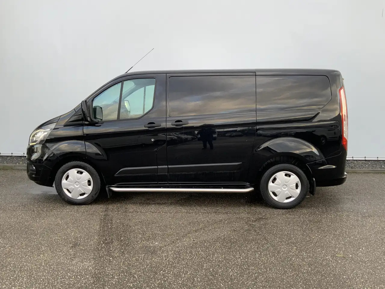 Ford Transit Custom 280 2.0 TDCI L1H1 Automaat Dub Schuifdeur Side Bar - Kaubik: pilt 3 Ford Transit Custom 280 2.0 TDCI L1H1 Automaat Dub Schuifdeur Side Bar - Kaubik: pilt 3
