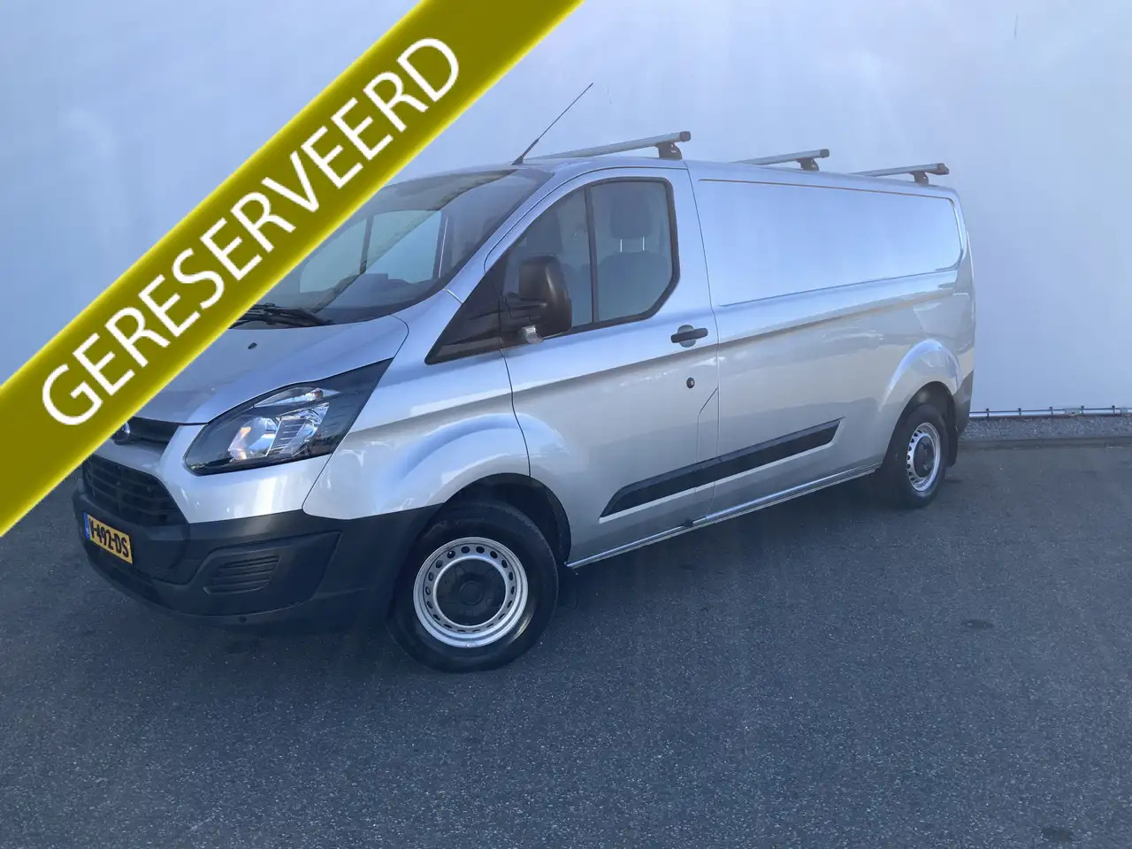Ford Transit Custom 290 2.2 TDCI L2H1 Economy Edition Airco 3 Zits Tre - Kaubik: pilt 1 Ford Transit Custom 290 2.2 TDCI L2H1 Economy Edition Airco 3 Zits Tre - Kaubik: pilt 1