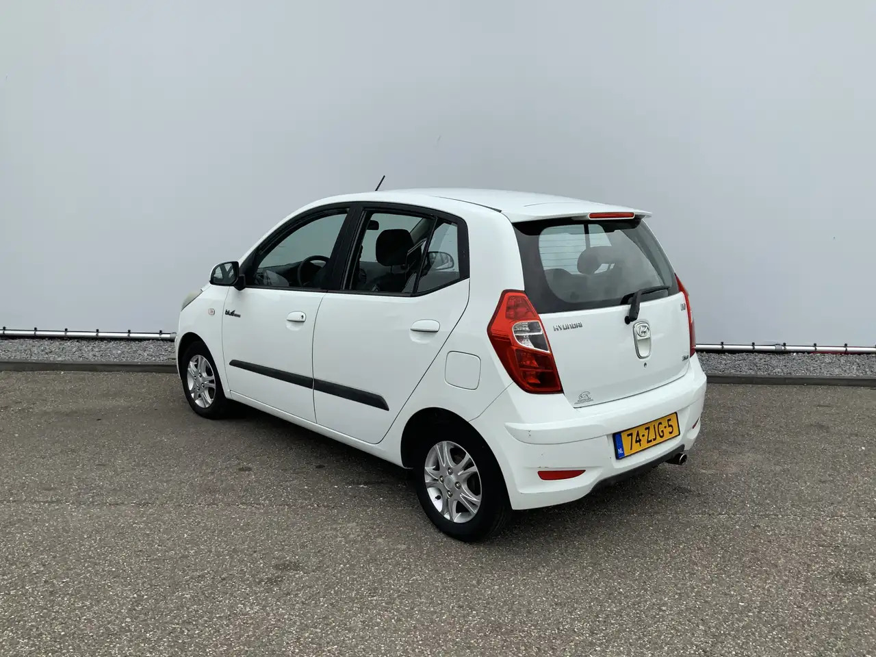 Hyundai i10 1.0 Pro 54083 KM! Airco, Lichtmetalen Wielen! - Luukpära: pilt 3 Hyundai i10 1.0 Pro 54083 KM! Airco, Lichtmetalen Wielen! - Luukpära: pilt 3
