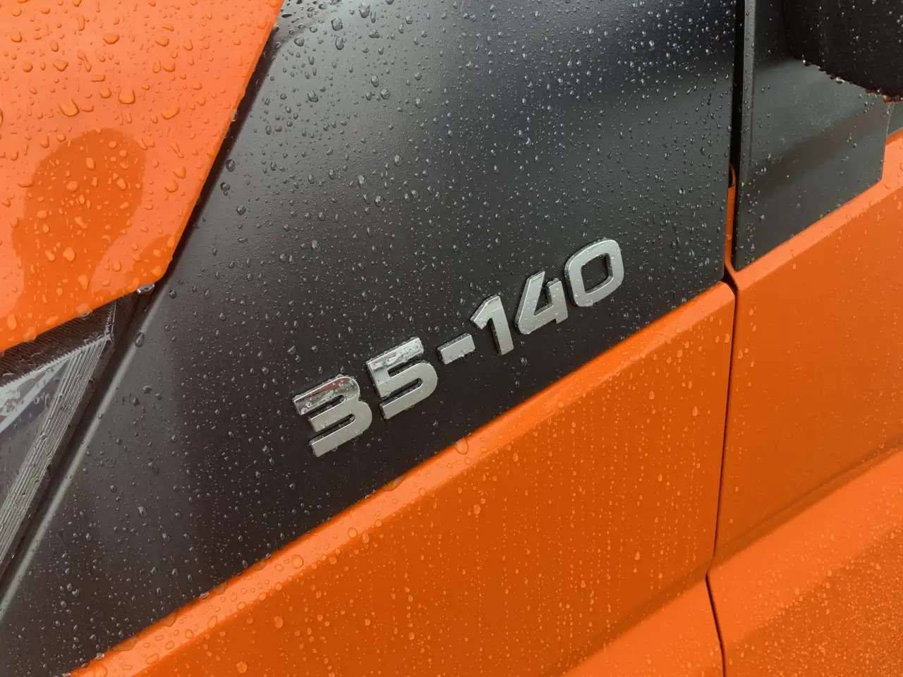 Iveco Daily 35C14 2.3 375 Pick Up & LaadLift Airco Navi Trekha - Madelauto: pilt 2 Iveco Daily 35C14 2.3 375 Pick Up & LaadLift Airco Navi Trekha - Madelauto: pilt 2