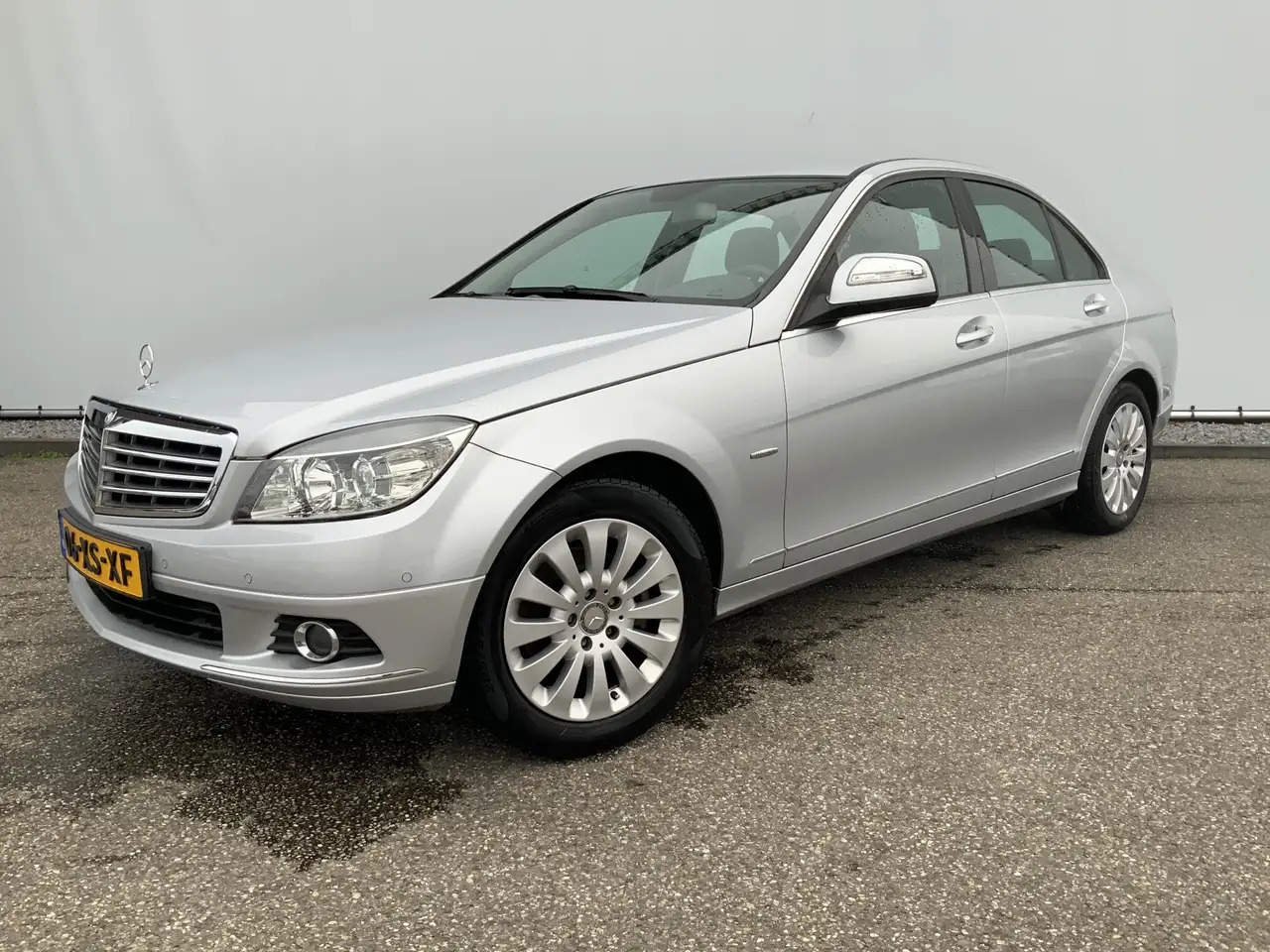 Mercedes-Benz C 200 K Elegance UNIEK ! Airco Compressor Alu Velg Euro - Sedaan: pilt 1 Mercedes-Benz C 200 K Elegance UNIEK ! Airco Compressor Alu Velg Euro - Sedaan: pilt 1