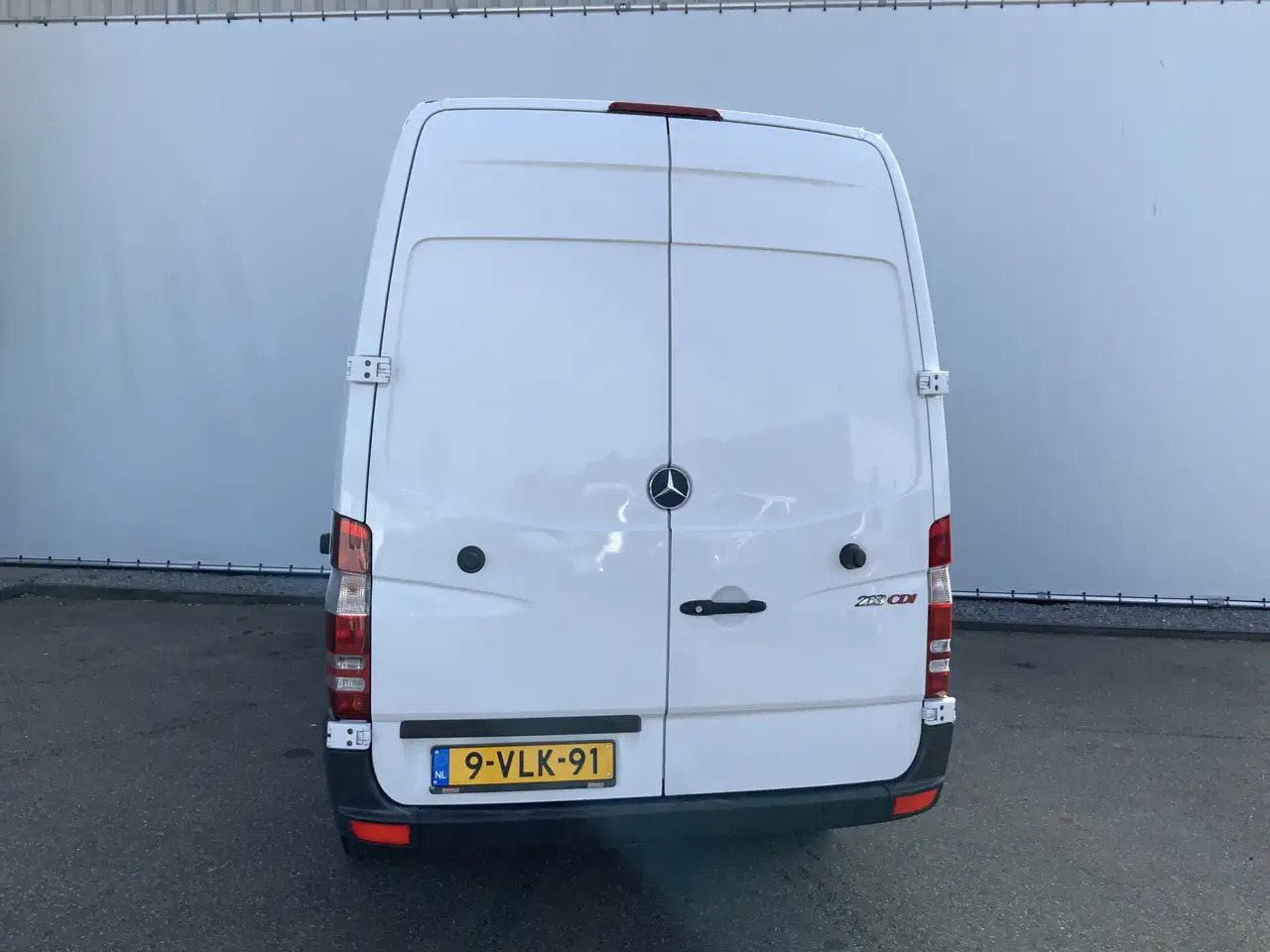 Mercedes-Benz Sprinter 213 2.2 CDI 366.L2.H2. 3 Zits Euro 4 - Kaubik: pilt 2 Mercedes-Benz Sprinter 213 2.2 CDI 366.L2.H2. 3 Zits Euro 4 - Kaubik: pilt 2