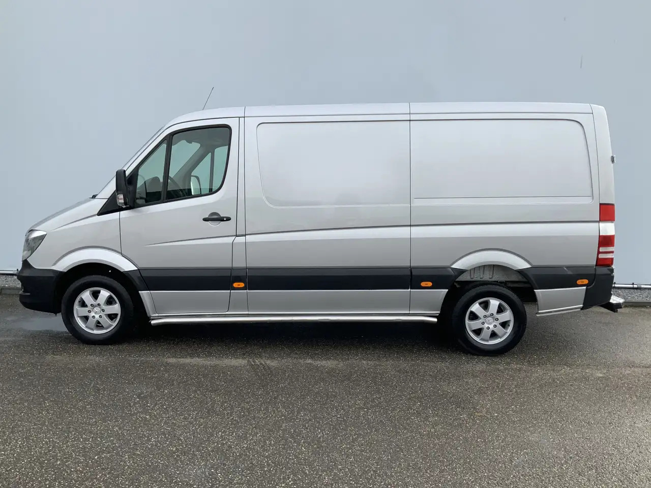 Mercedes-Benz Sprinter 313 2.2 CDI 366 HDAirco Alu Velg Side Bar Trekhaak - Kaubik: pilt 3 Mercedes-Benz Sprinter 313 2.2 CDI 366 HDAirco Alu Velg Side Bar Trekhaak - Kaubik: pilt 3