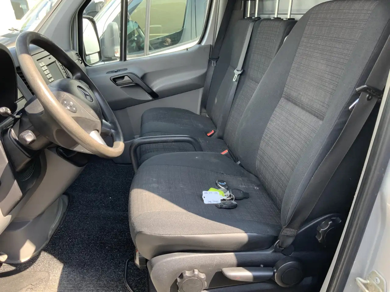 Mercedes-Benz Sprinter 313 2.2 CDI 366 HDAirco Alu Velg Side Bar Trekhaak - Kaubik: pilt 4 Mercedes-Benz Sprinter 313 2.2 CDI 366 HDAirco Alu Velg Side Bar Trekhaak - Kaubik: pilt 4