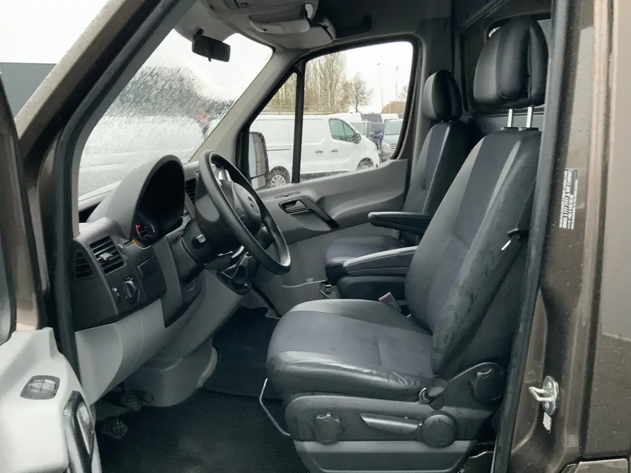 Mercedes-Benz Sprinter 314 2.2 CDI 366 L2H2 Airco Trekhaak 2000 kg Euro 6 - Kaubik: pilt 4 Mercedes-Benz Sprinter 314 2.2 CDI 366 L2H2 Airco Trekhaak 2000 kg Euro 6 - Kaubik: pilt 4