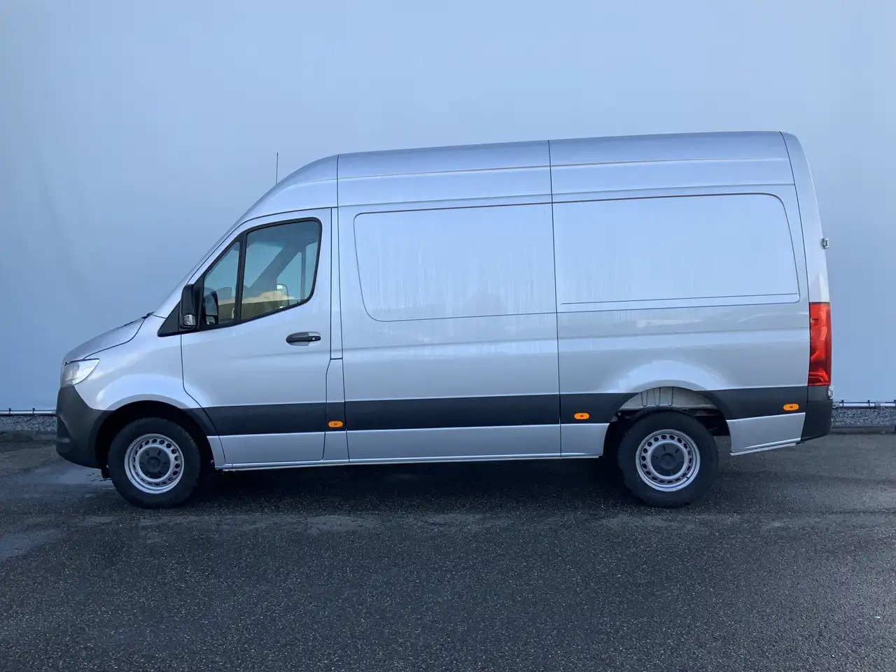 Mercedes-Benz Sprinter 315 1.9 CDI L2H2 Automaat 3 Zits Airco Navi Camera - Kaubik: pilt 3 Mercedes-Benz Sprinter 315 1.9 CDI L2H2 Automaat 3 Zits Airco Navi Camera - Kaubik: pilt 3