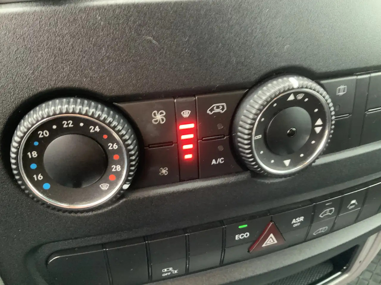 Kaubik Mercedes-Benz Sprinter 316 2.2 CDI 432 L3 Maxi 3 Zits Airco Opstap & Trek: pilt 14