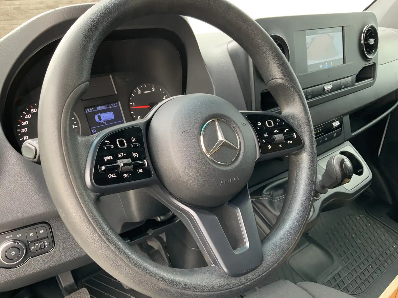 Mercedes-Benz Sprinter 316 2.2 CDI L2H2 Airco Cruise Camera Navi Trekhaak - Kaubik: pilt 5 Mercedes-Benz Sprinter 316 2.2 CDI L2H2 Airco Cruise Camera Navi Trekhaak - Kaubik: pilt 5