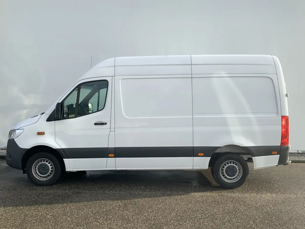 Mercedes-Benz Sprinter 317 1.9 CDI L2H2 RWD Cruise Airco 3 Zits Camera 36 - Kaubik: pilt 3 Mercedes-Benz Sprinter 317 1.9 CDI L2H2 RWD Cruise Airco 3 Zits Camera 36 - Kaubik: pilt 3