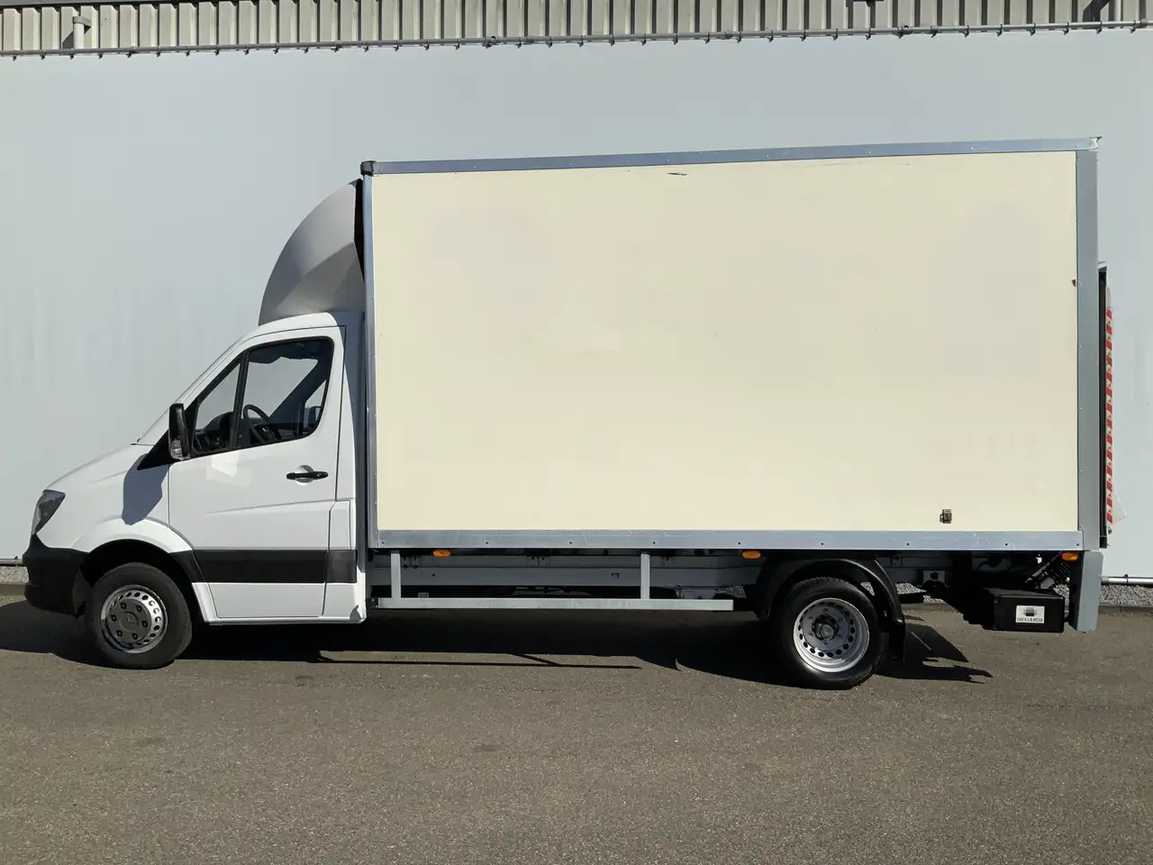 Mercedes-Benz Sprinter 513 2.2 CDI 432 Meubelbak&Lift Airco Cruise 3 Zits - Tarbesõiduk furgoon: pilt 3 Mercedes-Benz Sprinter 513 2.2 CDI 432 Meubelbak&Lift Airco Cruise 3 Zits - Tarbesõiduk furgoon: pilt 3