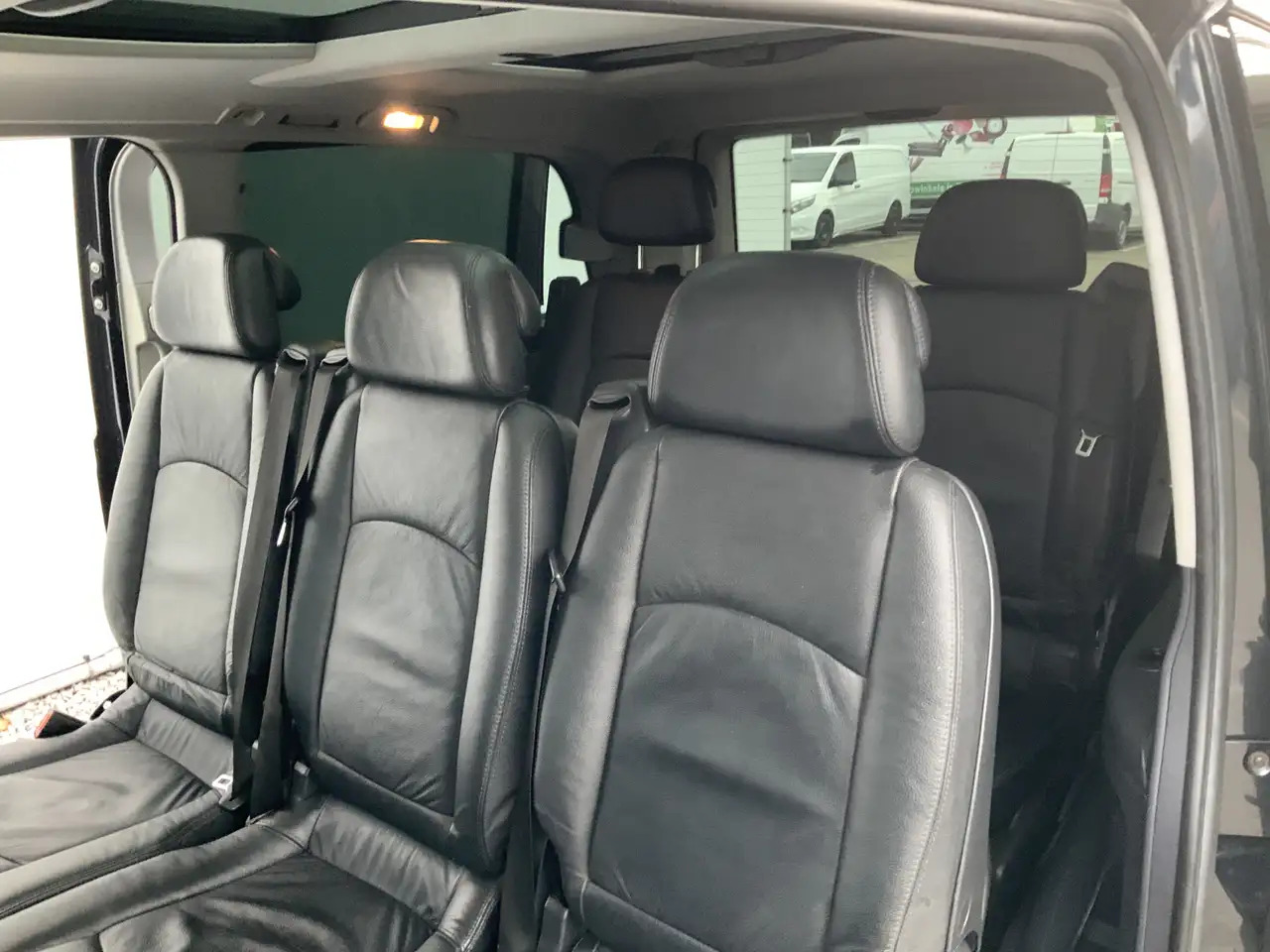 Mercedes-Benz Viano 3.0 CDI Ambiente Lang Automaat Airco Cruis 8 Pers, - Mikrobuss: pilt 4 Mercedes-Benz Viano 3.0 CDI Ambiente Lang Automaat Airco Cruis 8 Pers, - Mikrobuss: pilt 4