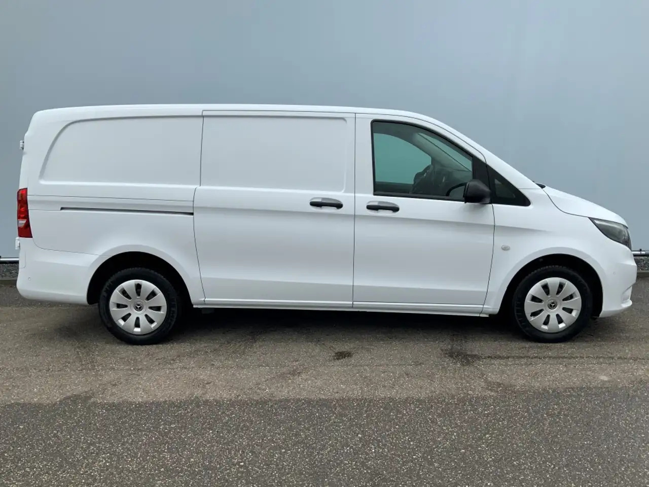 Mercedes-Benz Vito 110 CDI L2 Airco Cruise 2 Zits Euro 6 - Väike kaubik: pilt 4 Mercedes-Benz Vito 110 CDI L2 Airco Cruise 2 Zits Euro 6 - Väike kaubik: pilt 4