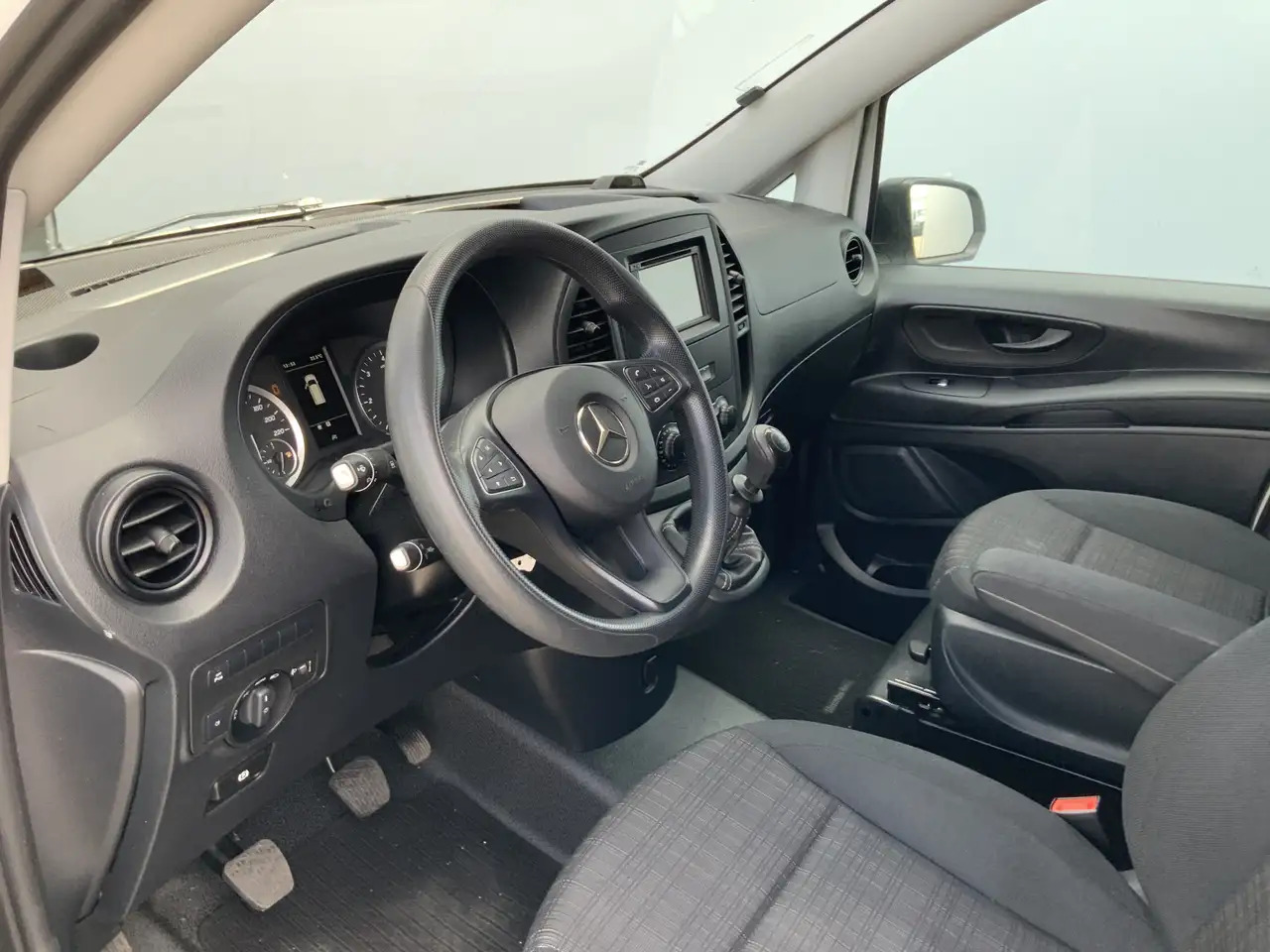 Mercedes-Benz Vito 110 CDI L2 Airco Cruise Navi Scherm Dakrail Euro 6 - Väike kaubik: pilt 5 Mercedes-Benz Vito 110 CDI L2 Airco Cruise Navi Scherm Dakrail Euro 6 - Väike kaubik: pilt 5