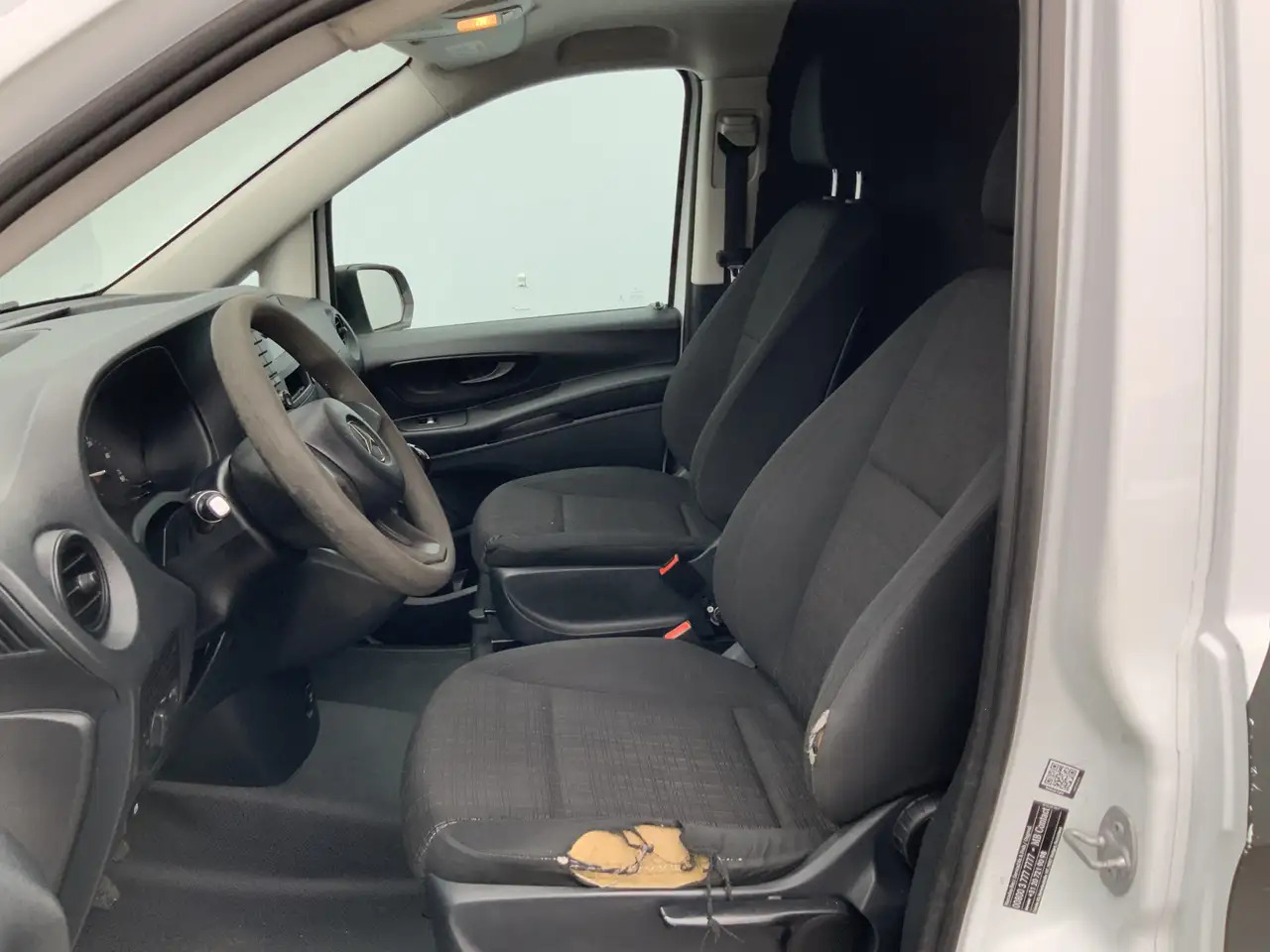 Mercedes-Benz Vito 111 CDI Functional Airco Trekhaak 2000 kg (Schades - Kaubik: pilt 4 Mercedes-Benz Vito 111 CDI Functional Airco Trekhaak 2000 kg (Schades - Kaubik: pilt 4