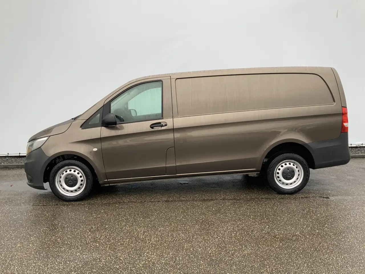 Mercedes-Benz Vito 111 CDI Functional Lang airco Camera EXPORT!! Euro - Kaubik: pilt 2 Mercedes-Benz Vito 111 CDI Functional Lang airco Camera EXPORT!! Euro - Kaubik: pilt 2