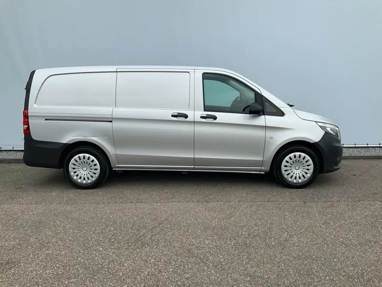 Mercedes-Benz Vito 119 CDI Lang Automaat Airco Cruise Trekhaak 2500 k - Kaubik: pilt 3 Mercedes-Benz Vito 119 CDI Lang Automaat Airco Cruise Trekhaak 2500 k - Kaubik: pilt 3