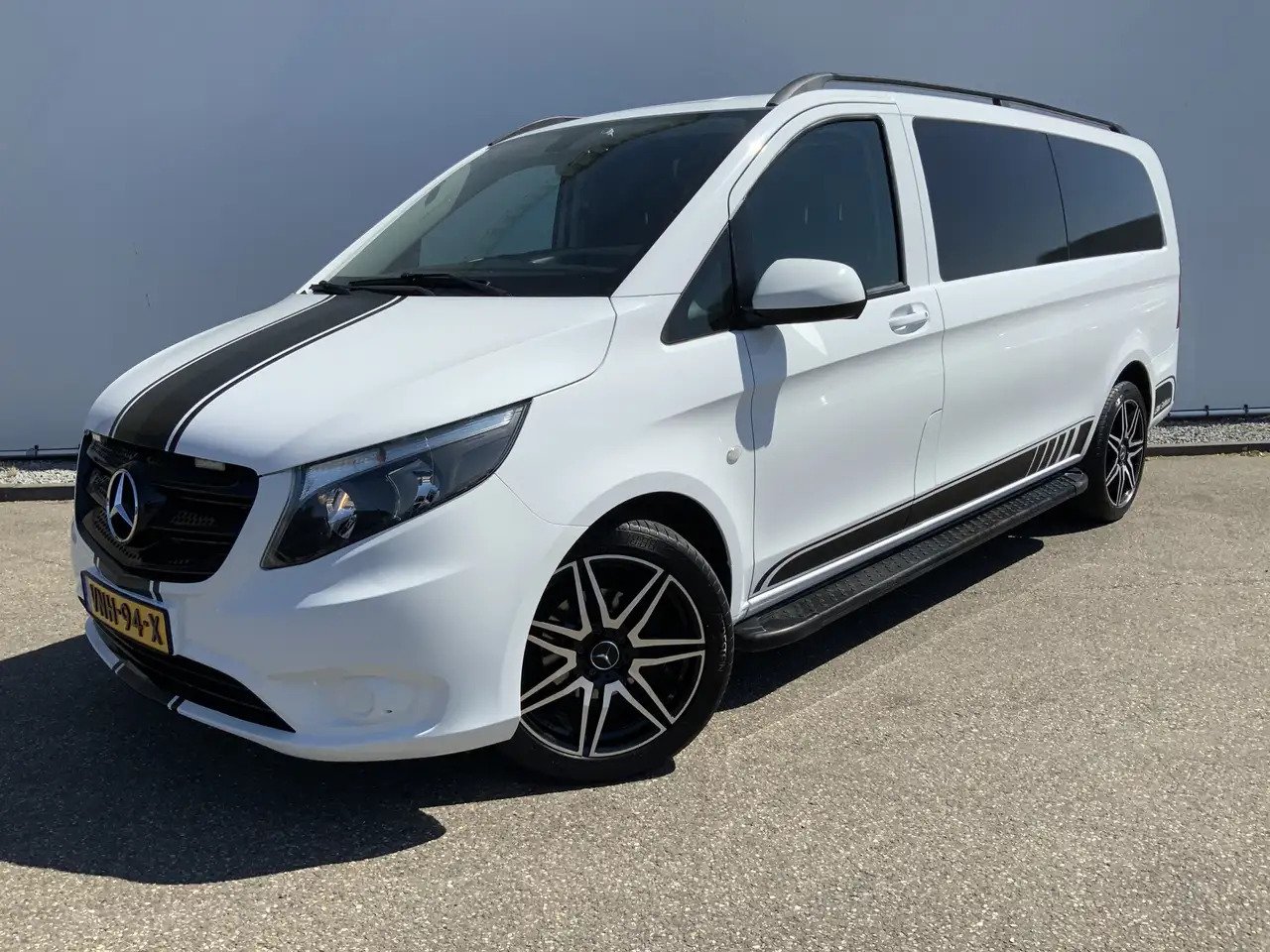 Mercedes-Benz Vito Tourer XL 114 CDI Autom. Airco Cruise Camera Alu V - Kaubik: pilt 1 Mercedes-Benz Vito Tourer XL 114 CDI Autom. Airco Cruise Camera Alu V - Kaubik: pilt 1