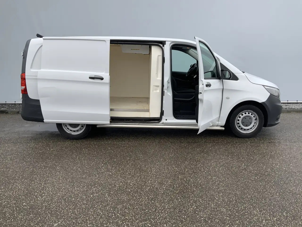 Mercedes-Benz Vito koeling konvekta Koelauto 111 CDI Functional Lang - Kaubik: pilt 4 Mercedes-Benz Vito koeling konvekta Koelauto 111 CDI Functional Lang - Kaubik: pilt 4