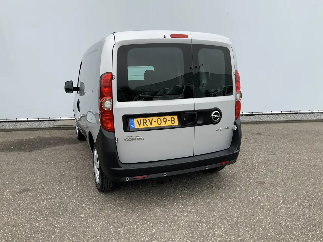 Opel Combo 1.3 CDTi L1H1 Edition Airco Euro 6 - Muu seadmestik: pilt 2 Opel Combo 1.3 CDTi L1H1 Edition Airco Euro 6 - Muu seadmestik: pilt 2